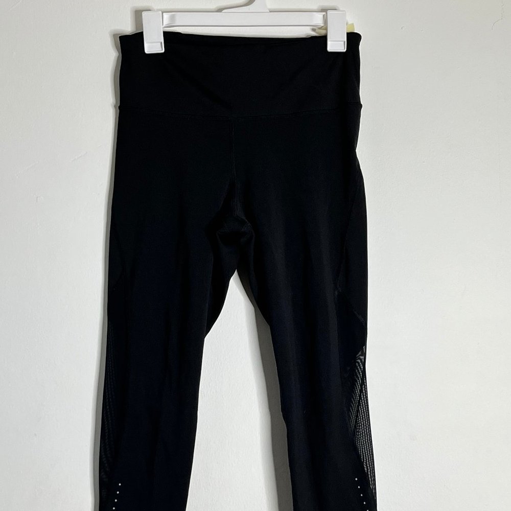 Old Navy Active Go Dry Black Leggings with Sheer Panels and zip pocket